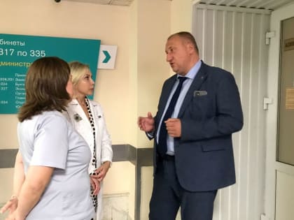 Министр здравоохранения Ставрополья посетил краевую клиническую больницу