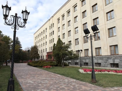 Разработки молодых ученых и развитие системы реабилитации детей-инвалидов – основные темы парламентской недели