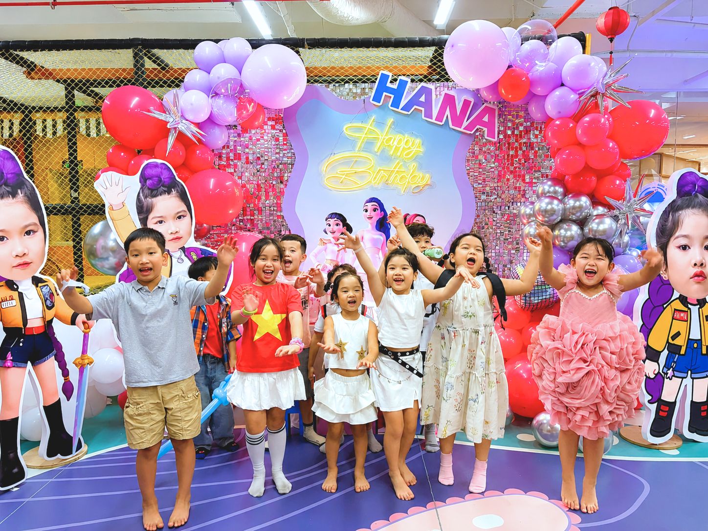 Tiệc sinh nhật vui nhộn của bé Hana