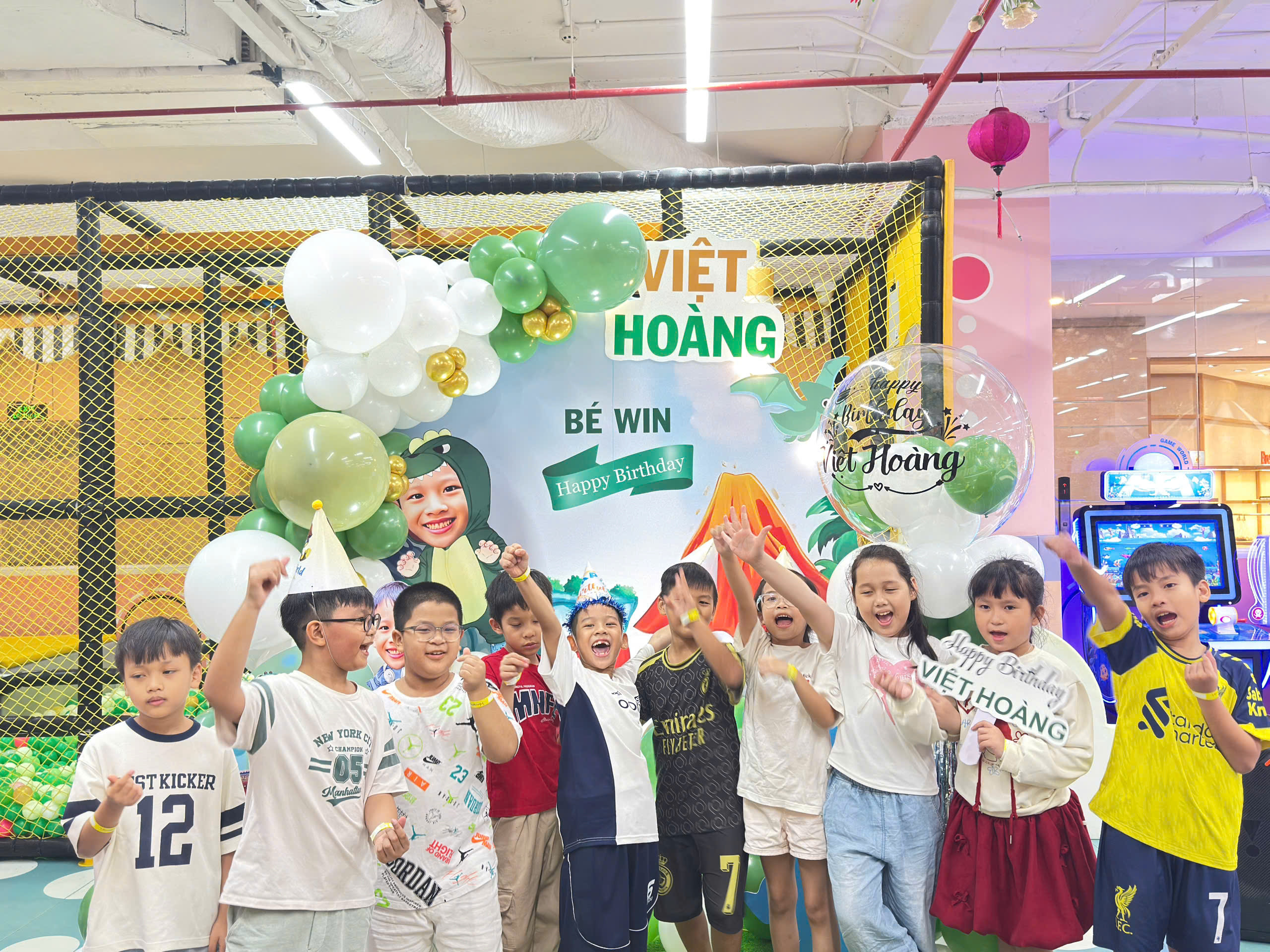 PHIÊU LƯU KỲ THÚ — ảnh 2