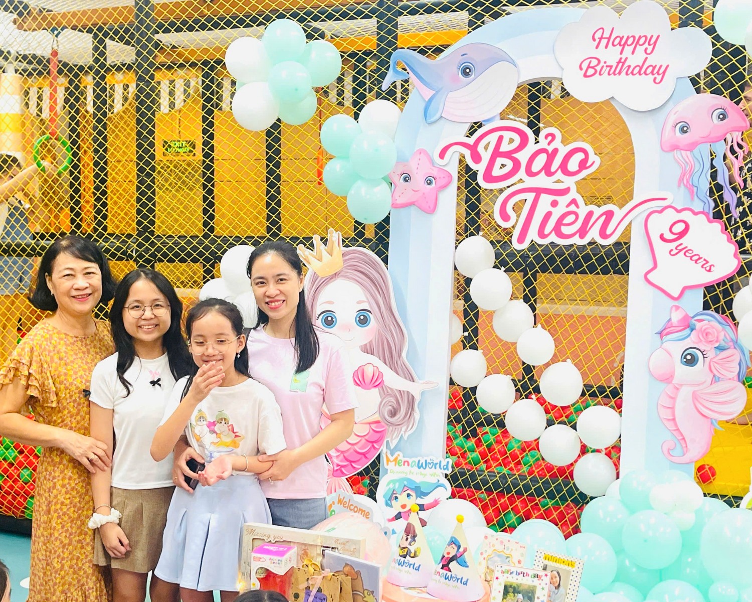 THẾ GIỚI SẮC MÀU — ảnh 1