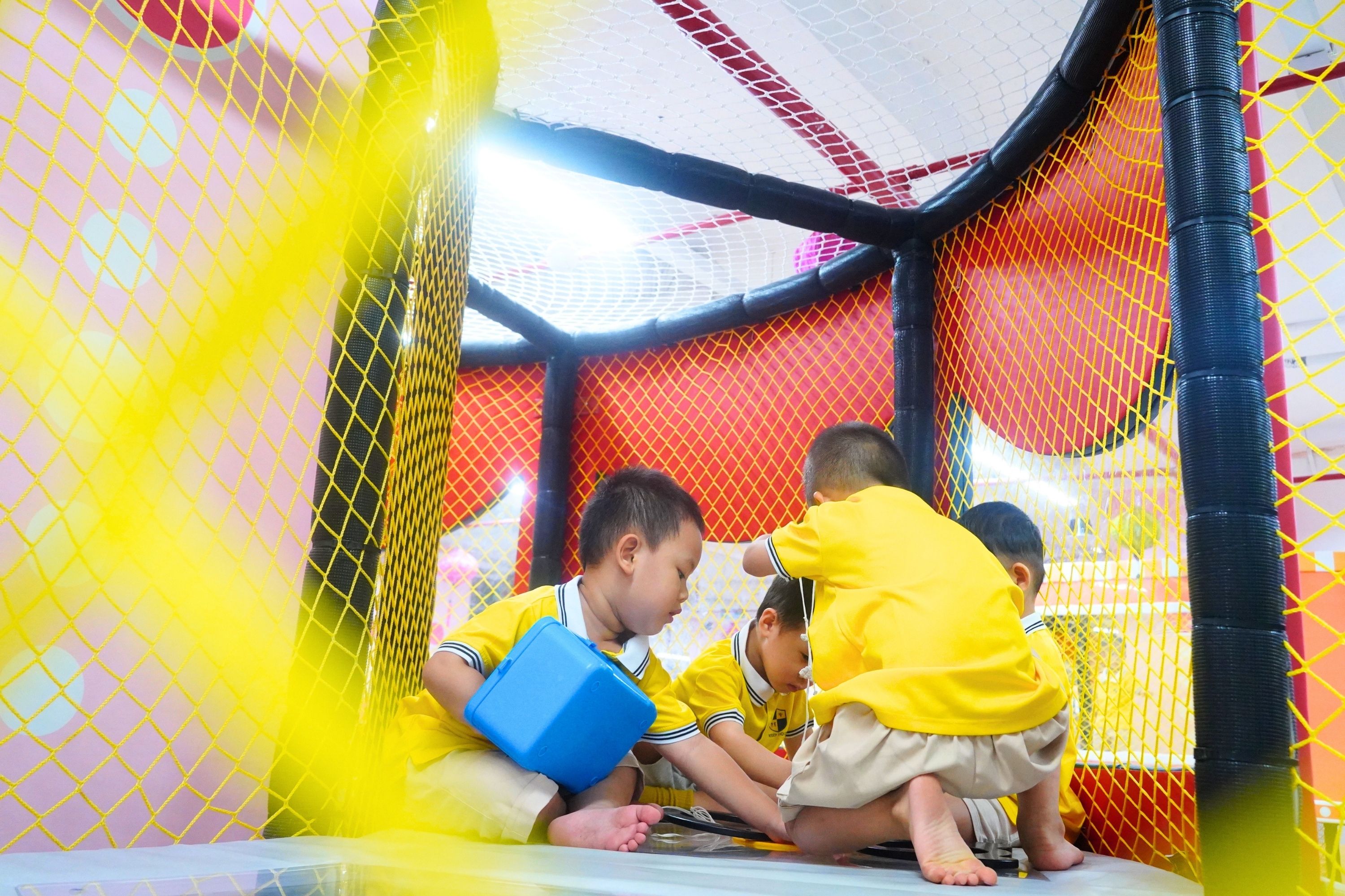 Khoảnh khắc school tour tại MenaWorld 8