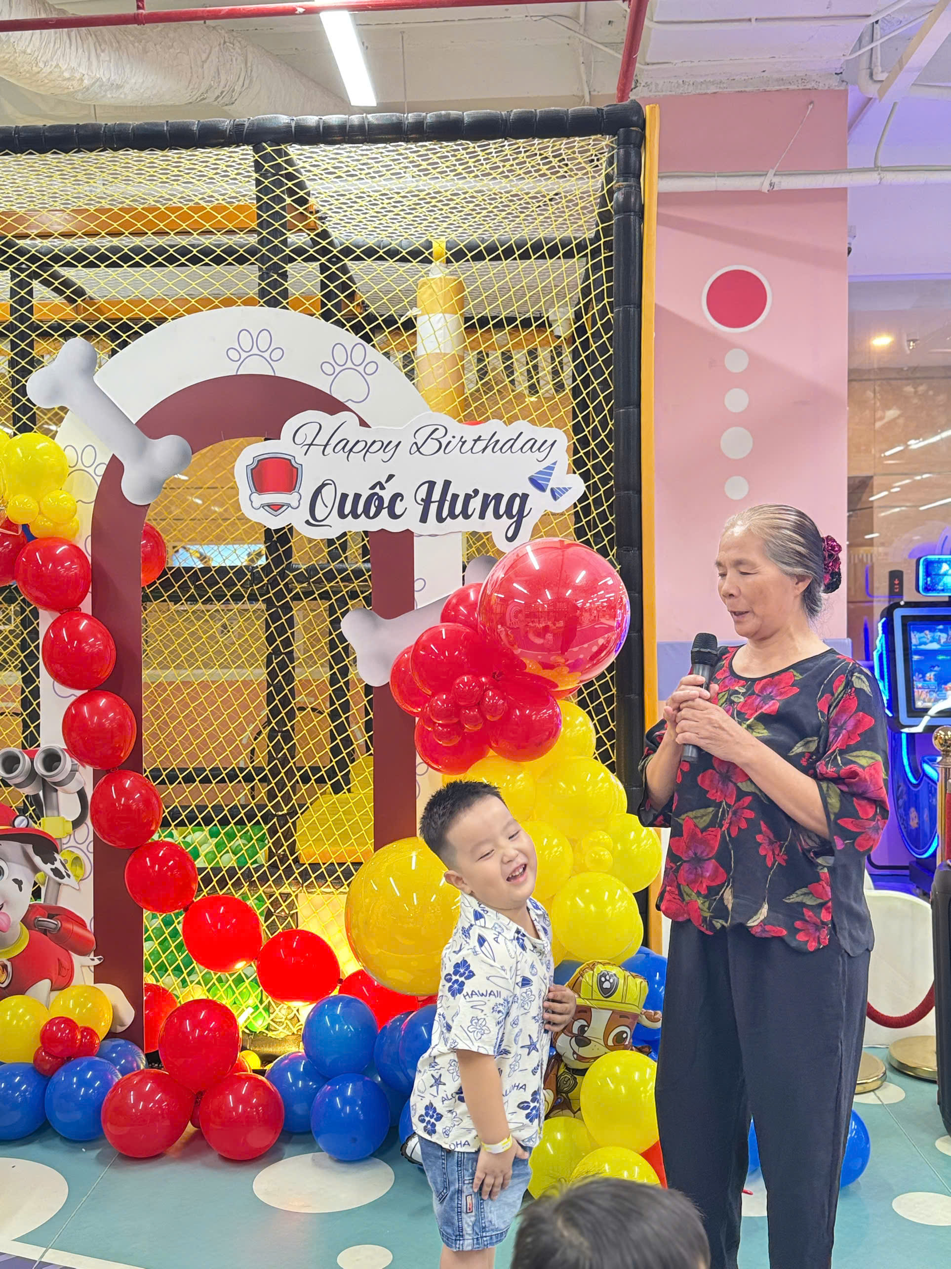 Sinh nhật bé Quốc Hưng
