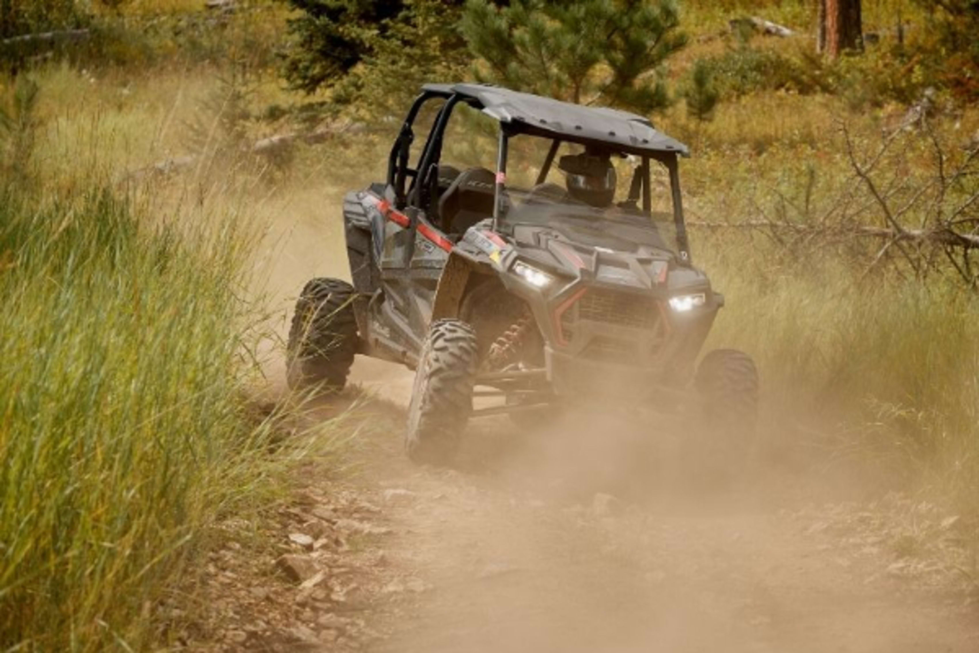 Polaris RZR on dirt trail in Arkansas