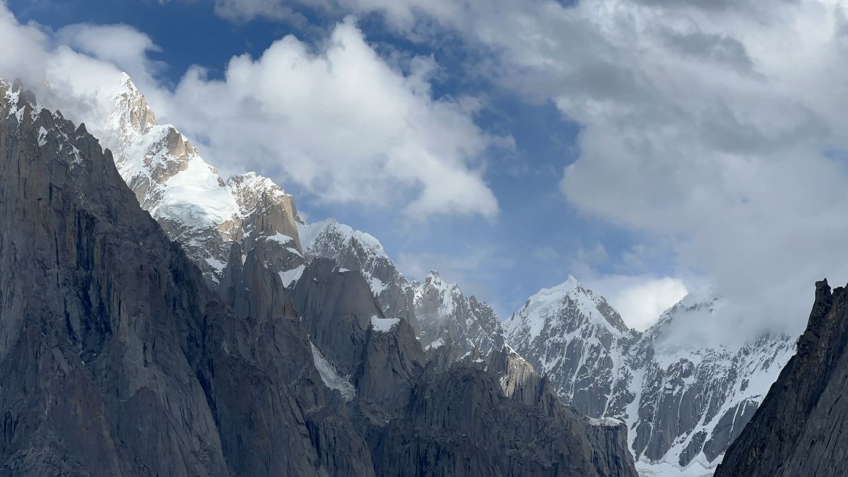 K6k7 peaks