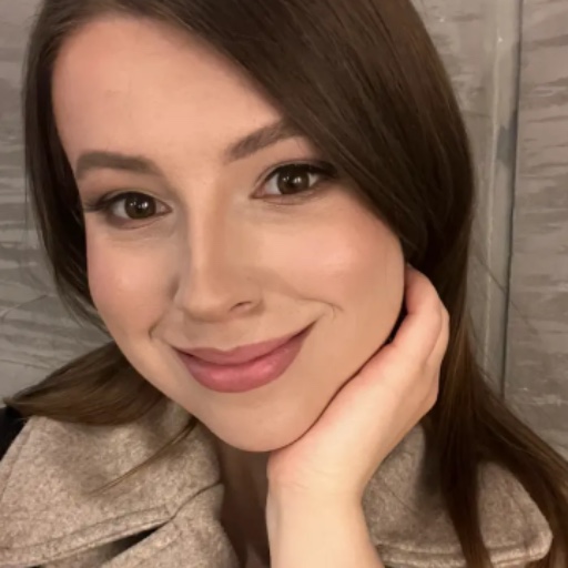 Яна