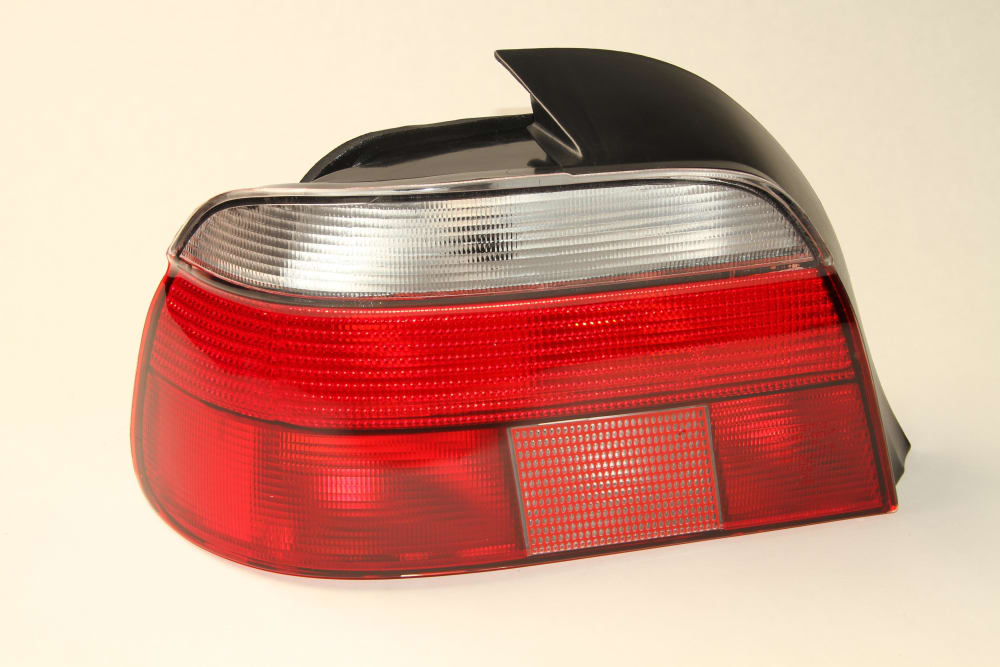 Baklykt venstre hvit blink