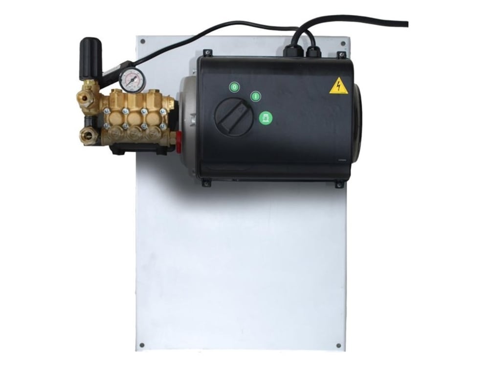 Høytrykkspyler D 1915
Vegghengt (3-fas 32A 230V)