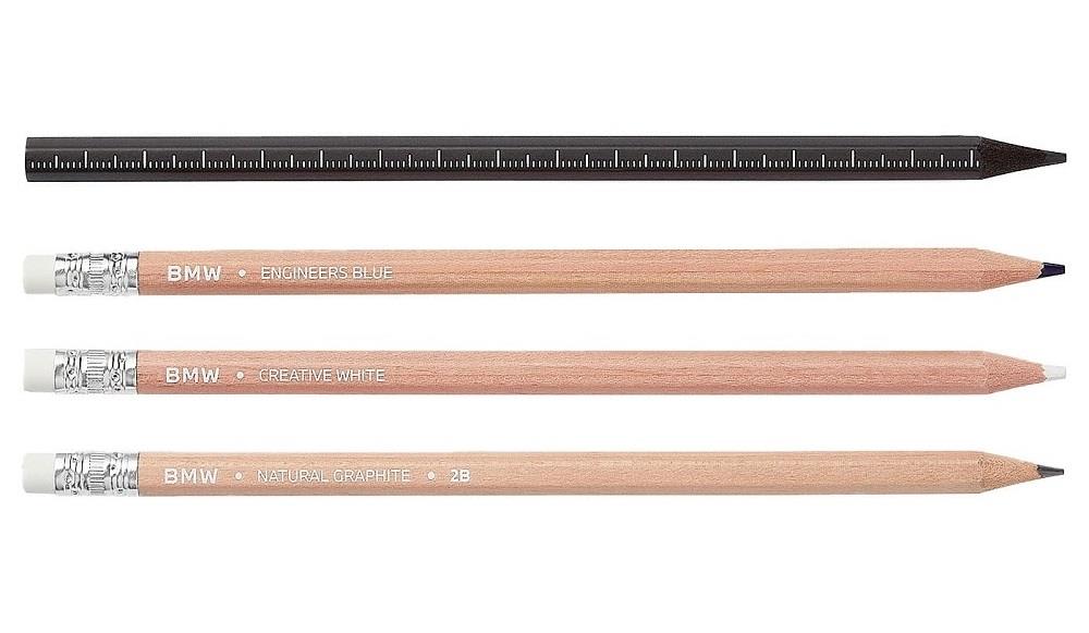 Sett med blyanter
4 stk