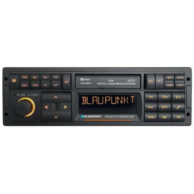 Universal Blaupunkt Frankfurt<br />RCM82 Bluetooth DAB+ radio