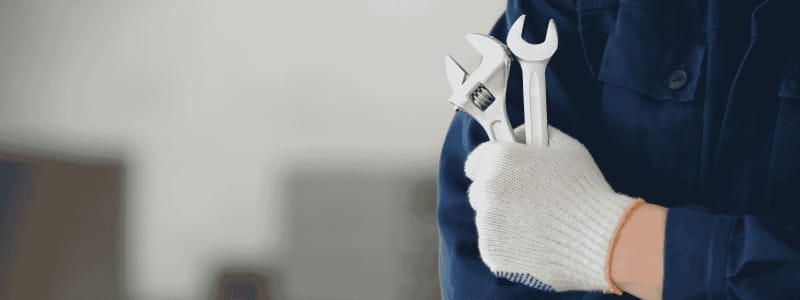 Hvordan bytte endeledd og styrestag på BMW, steg for steg