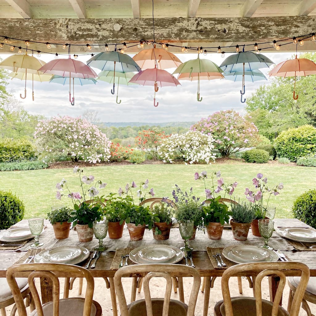 Veranda Tables: Serve Spring With a Side of Bougie