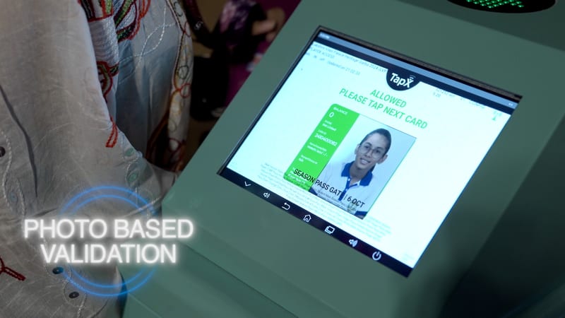 Real-time ticket validation — event access control with NFC and QR credentials