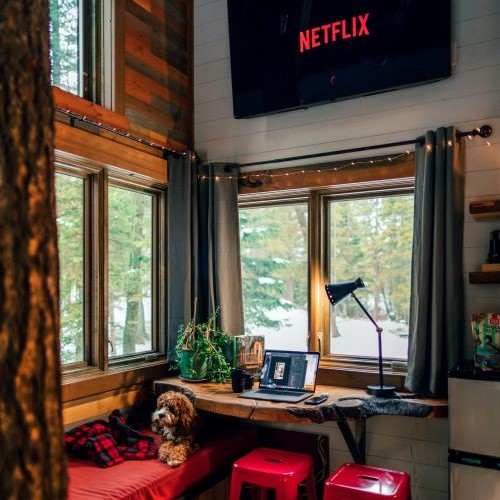 cosy red room with netflix