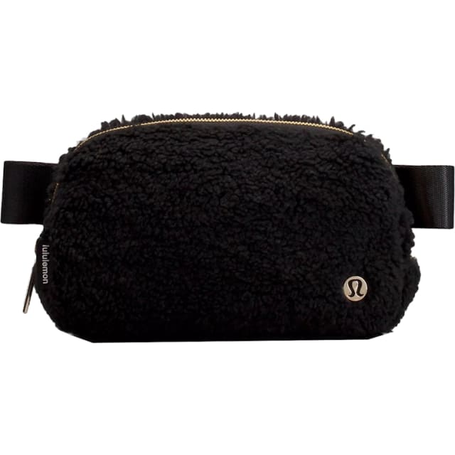 Everywhere Fleece Belt Bag Crossbody Bag Black