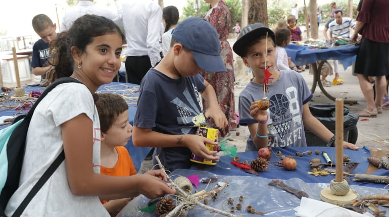 סוכות היוצר: חגיגת סוכות מטריפה לכל המשפחה