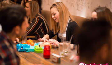 Speed Dating 1 Oyna