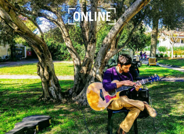 בכל גיל אפשר להתחיל: סדנת גיטרה למתחילים עם שי הדר