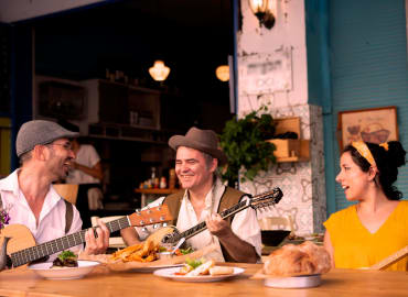 חצי עולם כבר שר יוון, ואתם?