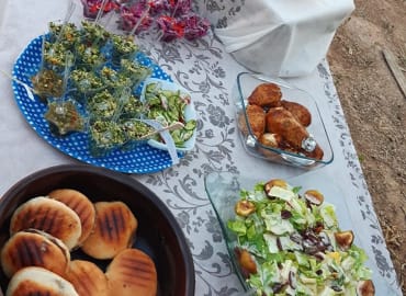 מתוק מדבש: הרצאה על דבש וארוחה טובה
