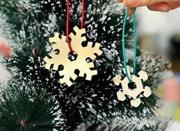 סדנת חנוכריסמס בעיר התחתית בחיפה