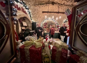 למי צלצלו הפעמונים? סיור ברובע הנוצרי באווירת כריסמס