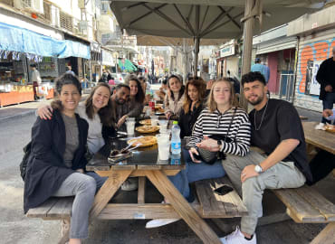 סוגרים שנה: סוף שנה למורים בשוק לוינסקי ופארק המסילה 