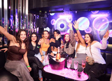 New Year's Eve Pub Crawl London