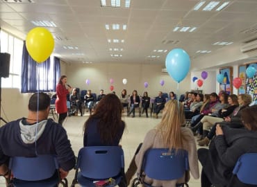 אלונה שכטר - תדמית, בריאות ומודעות עצמית