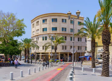 ספיישל Funzing: מלון קסום בכרמל וסיור סודות בעיר חיפה
