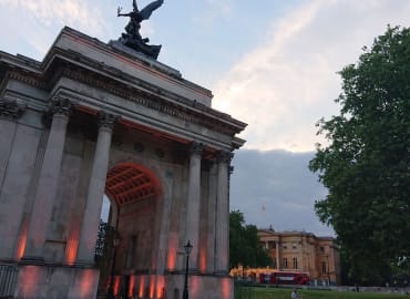 Wellington Arch Pop-Up Gin Bar
