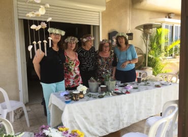 סדנאות והפעלות לארועים זרי פרחים לראש