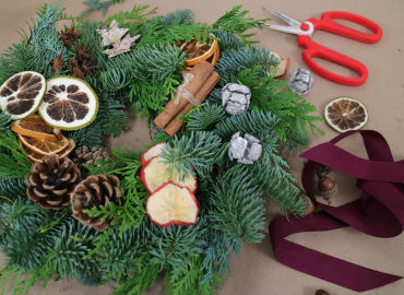 Christmas Wreath Making in Kingston-upon-Thames