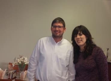 סעודת שבת עם משפחה חרדית נחמדה