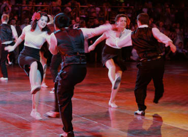 Swing Patrol - Swing Kids!