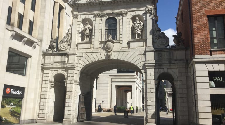 City of London West Walk