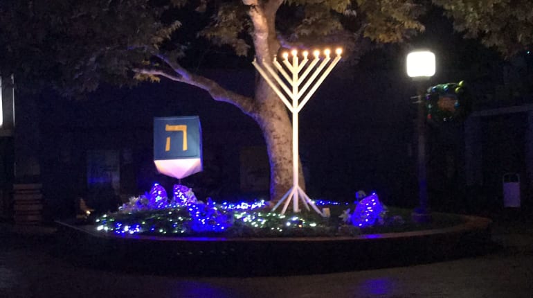 סיור חנוכיות ירושלמי