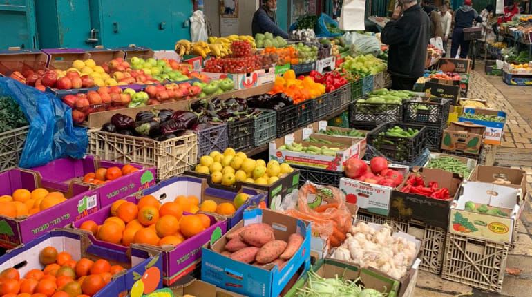 היסטוריה עכואית: סיור על החומות בשילוב טעימות