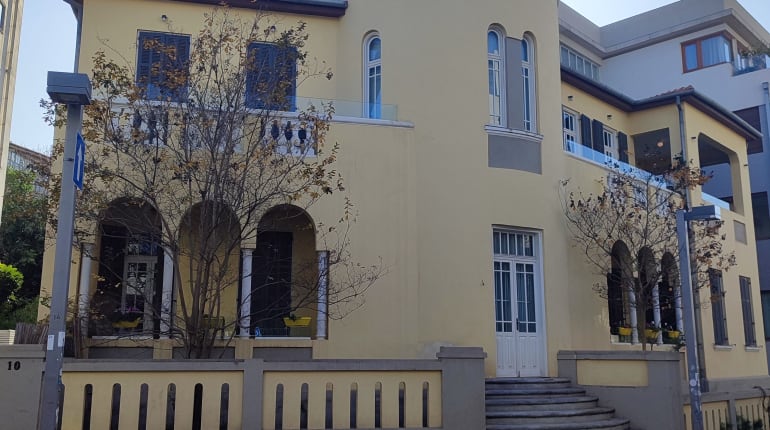 ביקור רופא: סיור בן בתי הרופאים והחולים בתל אביב