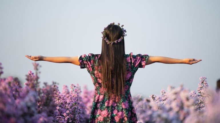 נותנות מקום: סדנה נשית להתפתחות אישית- חיבור לכוחות שלי