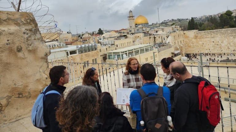 האמהות שמאחורי הסיפור:  סיור בעיר העתיקה בירושלים