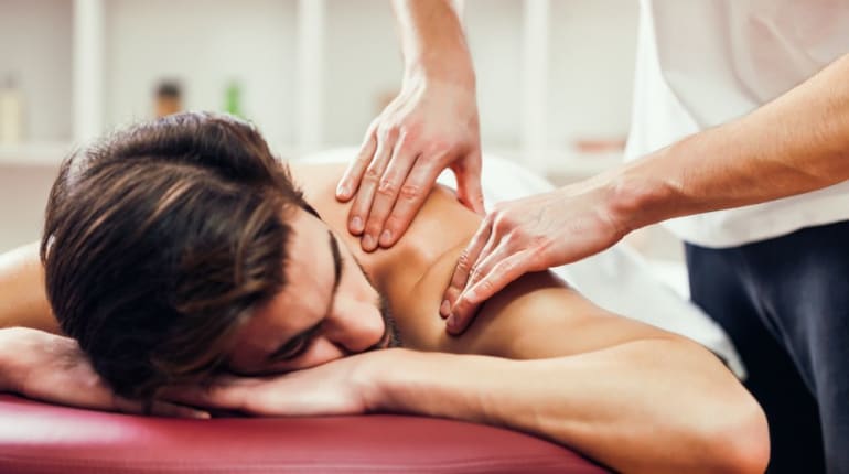 סדנת עיסוי שוודי ותאילנדי לגברים לכף הרגל