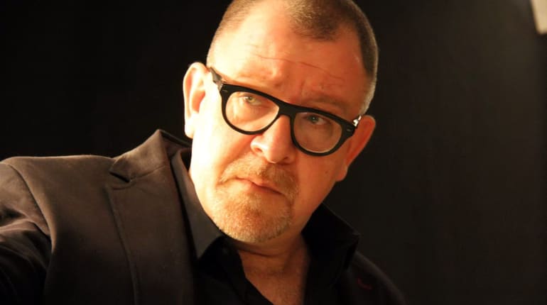 קליוסטרו מארח: שיעור פרטי עם קוסם אמיתי 