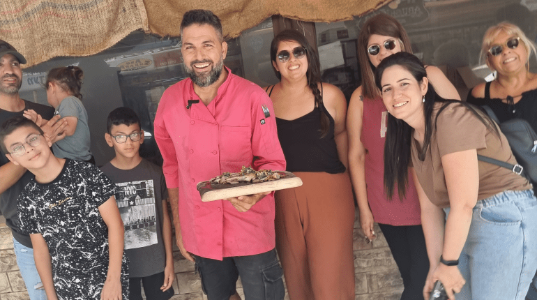 סיור בוטיק עם השף משה אנג'ל בשוק ואדי ניסנאס | פרטי