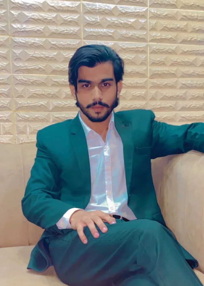 Waleed Raza Khan