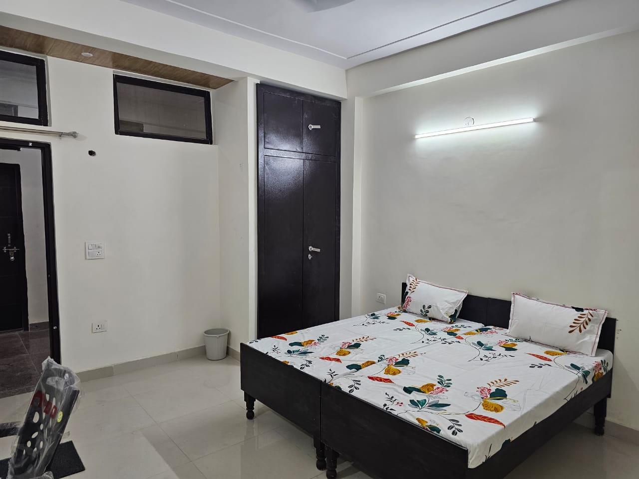 Roomsoom PG | 1Rk - Noida