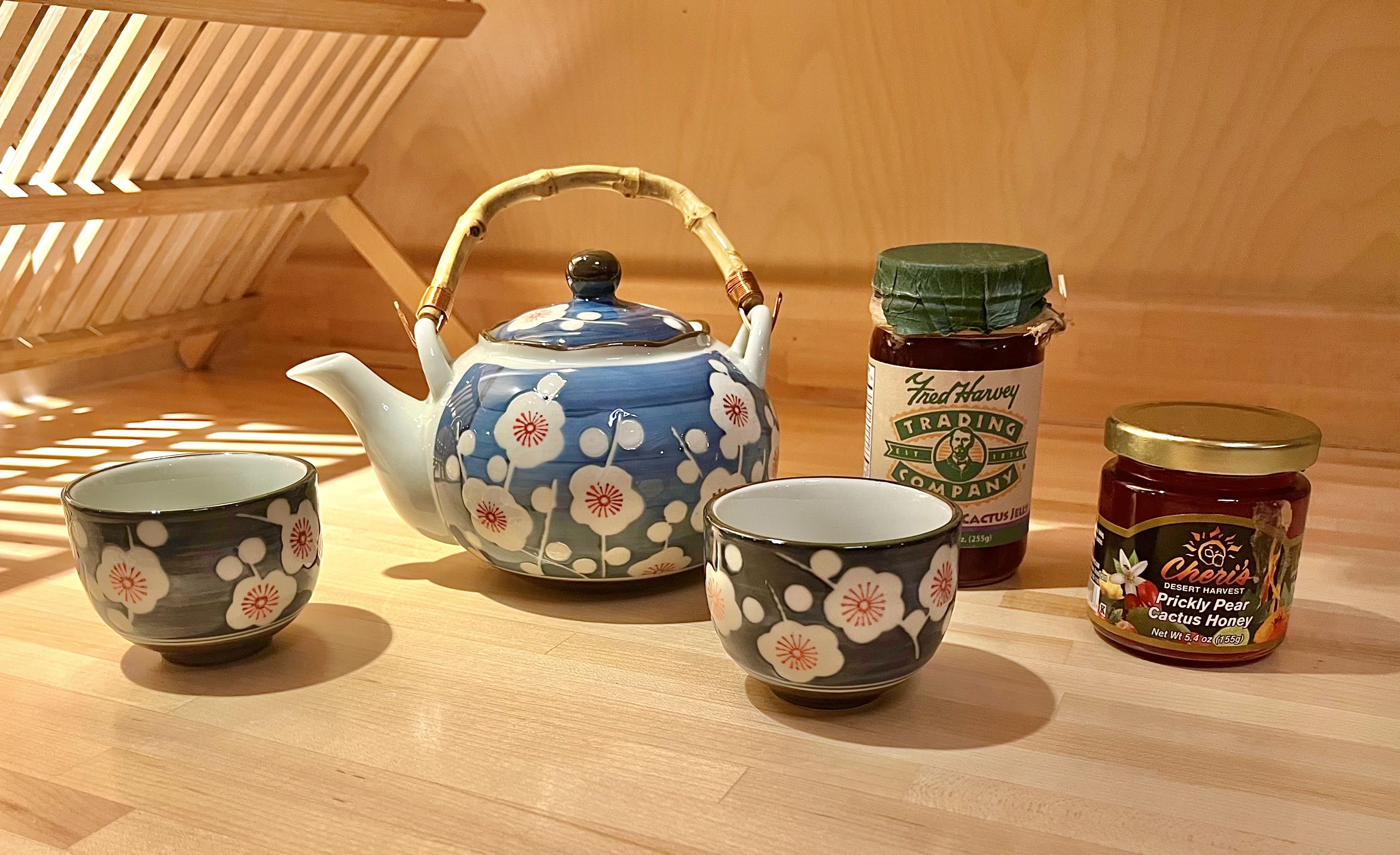 Japanese tea set detail