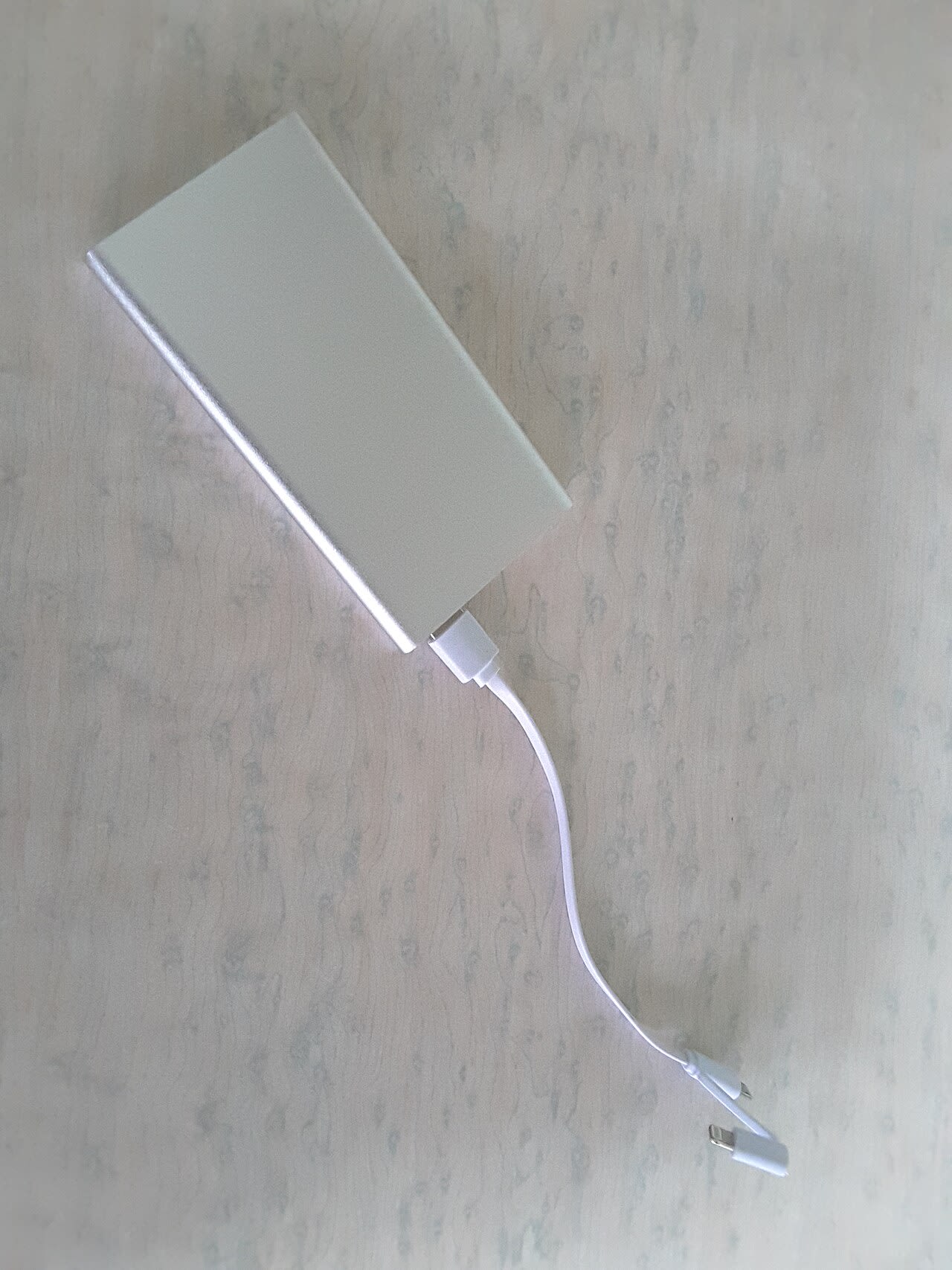 Anker 737 power bank with display