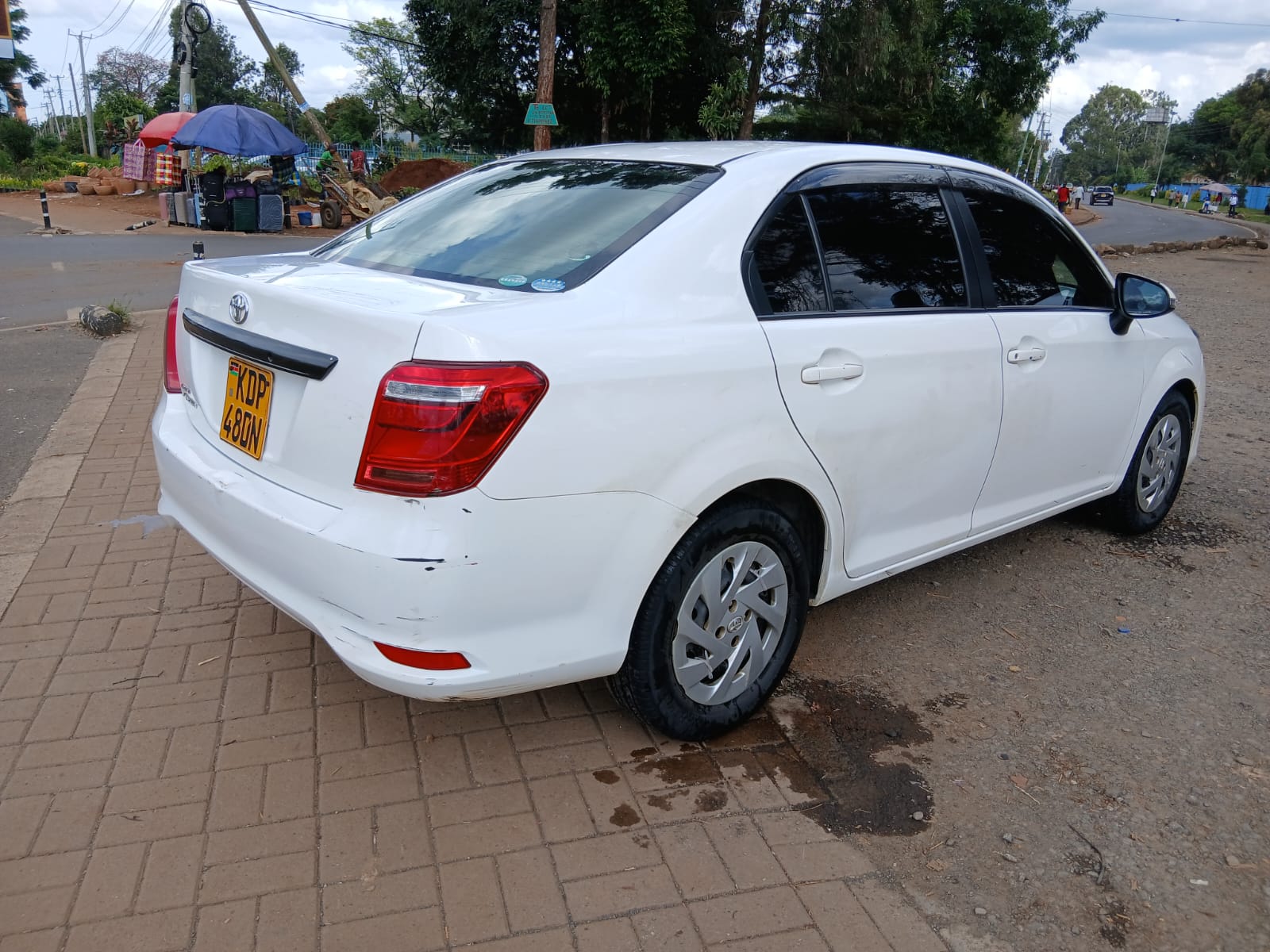 Toyota Axio image 4