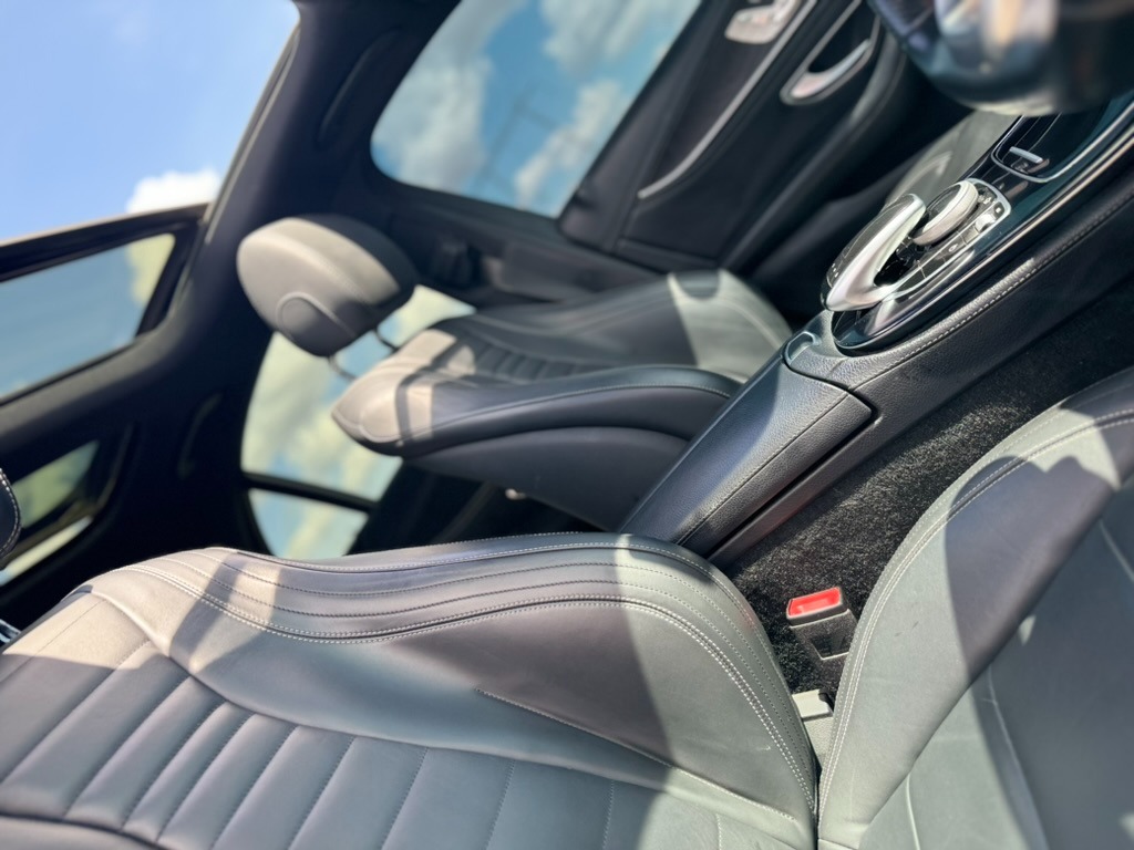Mercedes-Benz E-Class image 6